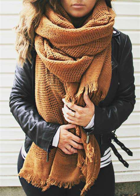 StylishandFunctionalScarvesforWinterChic