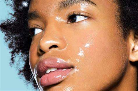IncorporatingCeramidesintoYourSkincareRoutine