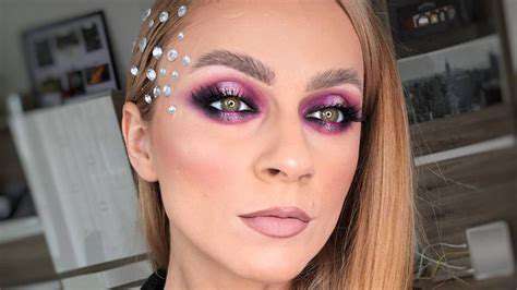 Makeup Tutorial: A Simple Halo Eye Look